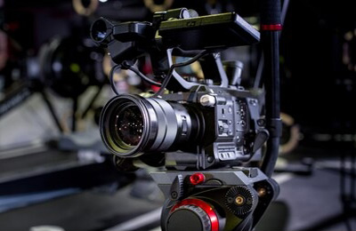 企業(yè)廣告片制作要怎樣展示產(chǎn)品信息？