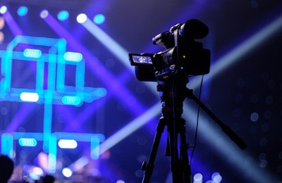 廣告片應(yīng)該如何拍攝才能更具氣勢？