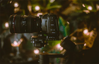 宣傳片中合適的聲音有什么作用？