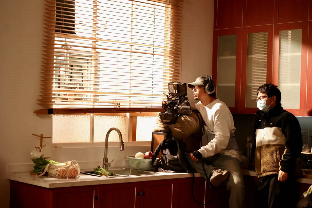 十二月依舊忙碌，廚電廣告拍攝進(jìn)行中