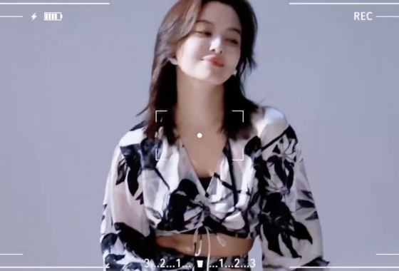 辛芷蕾花少海報(bào)拍攝花絮